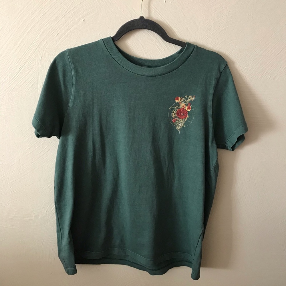 floral Tilly’s tee
